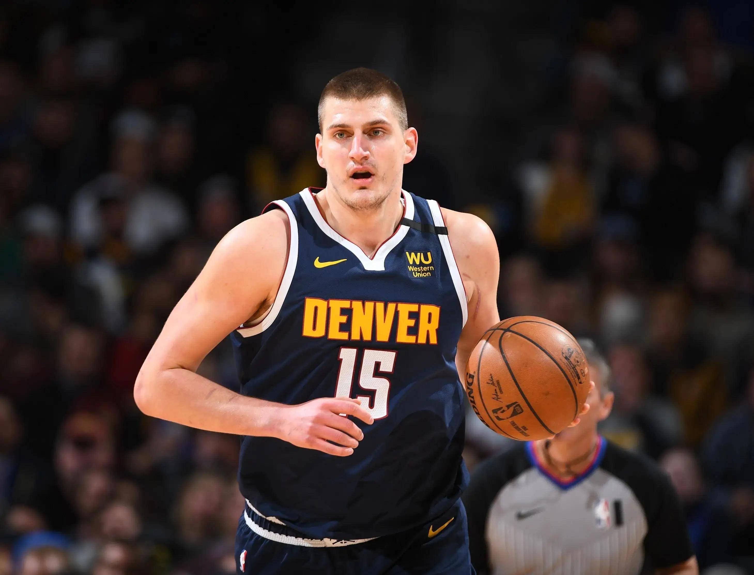 开云体育入口-关于NBA球员砍下三双数据创历史，巅峰震撼的信息