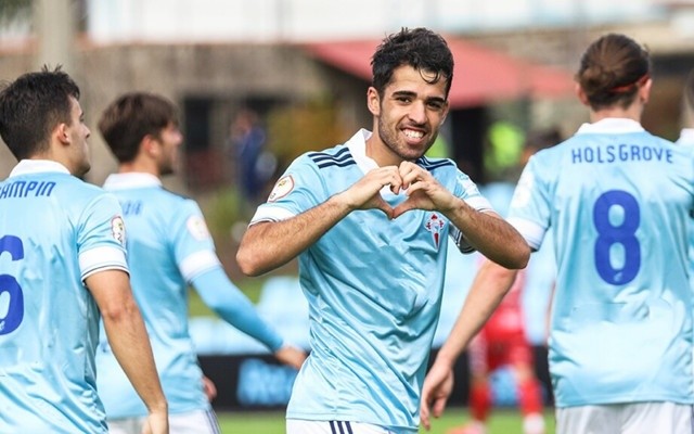 格拉纳达重回胜利轨道,士气高涨 格拉纳达重回胜利轨道,士气高涨