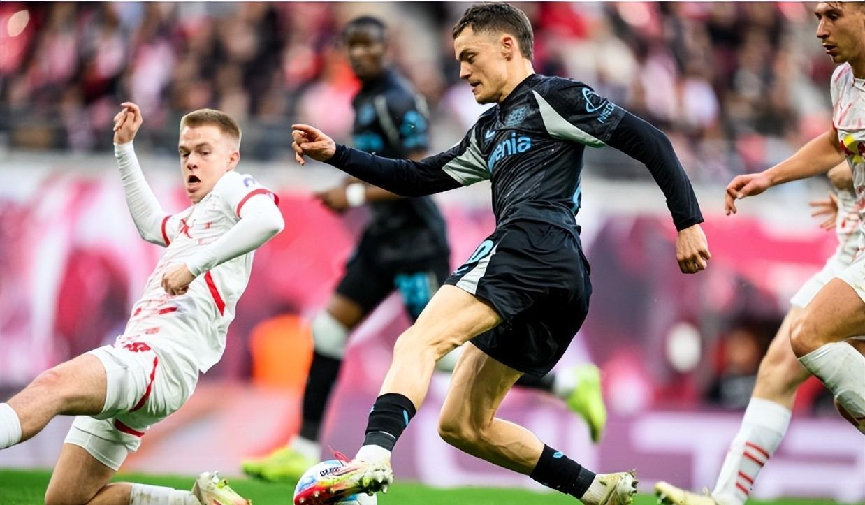 勒沃库森连胜告终，客场不敌柏林赫塔的简单介绍