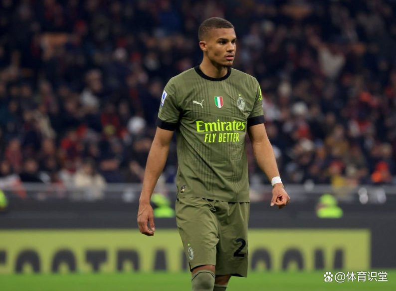 开云体育入口-AC米兰后卫稳健踢球，始终保持高标准的简单介绍