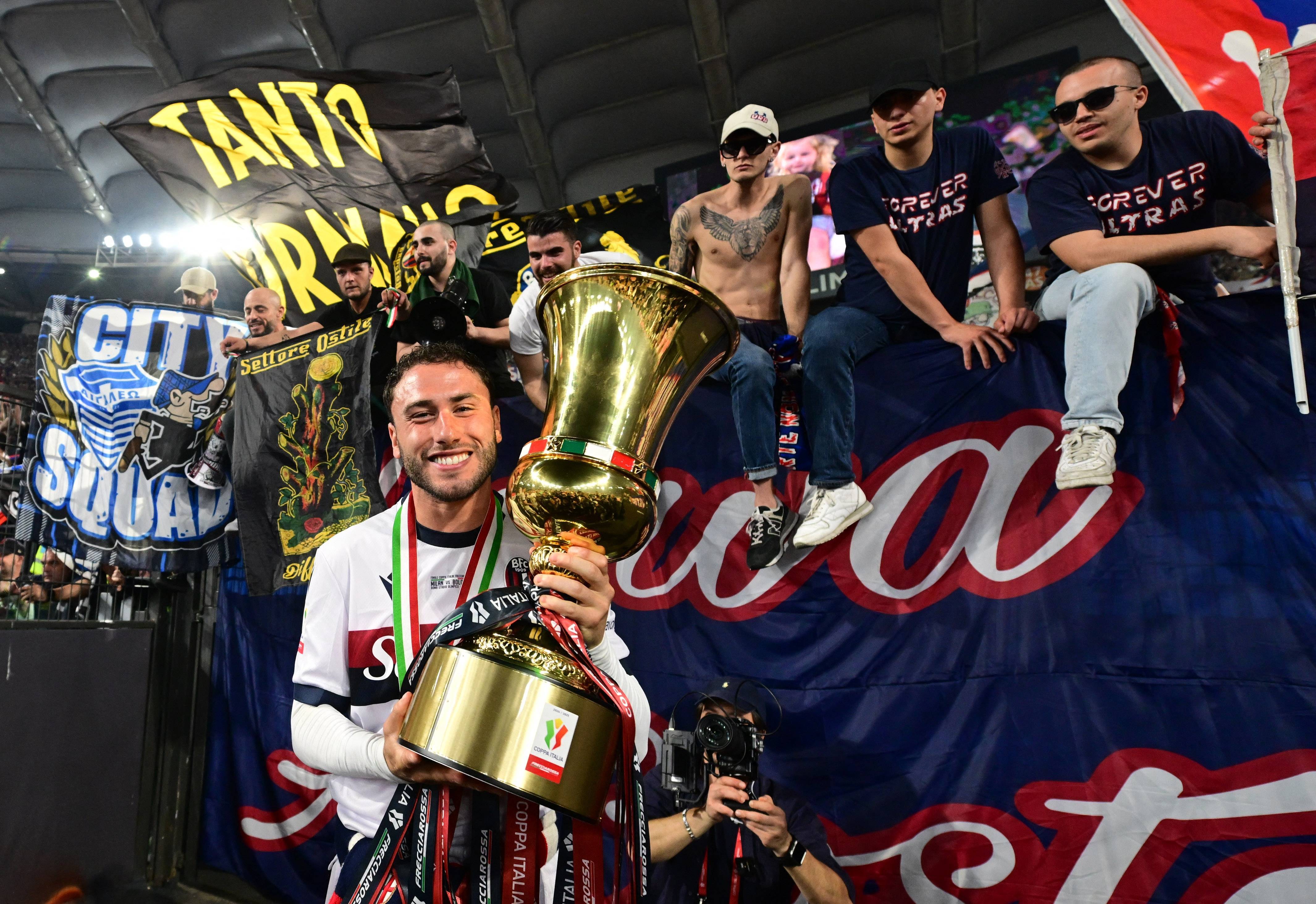 AC米兰后卫稳健踢球，始终保持高标准的简单介绍