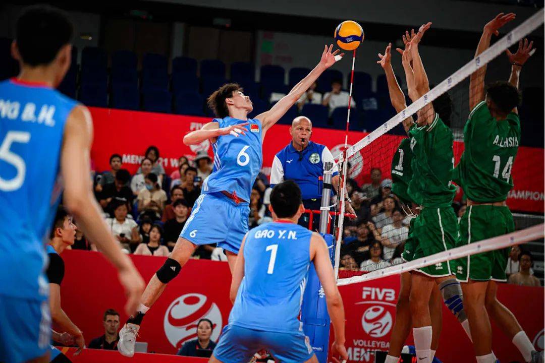 突破封堵,球队在比赛中找到对手弱点 突破封堵,球队在比赛中找到对手弱点