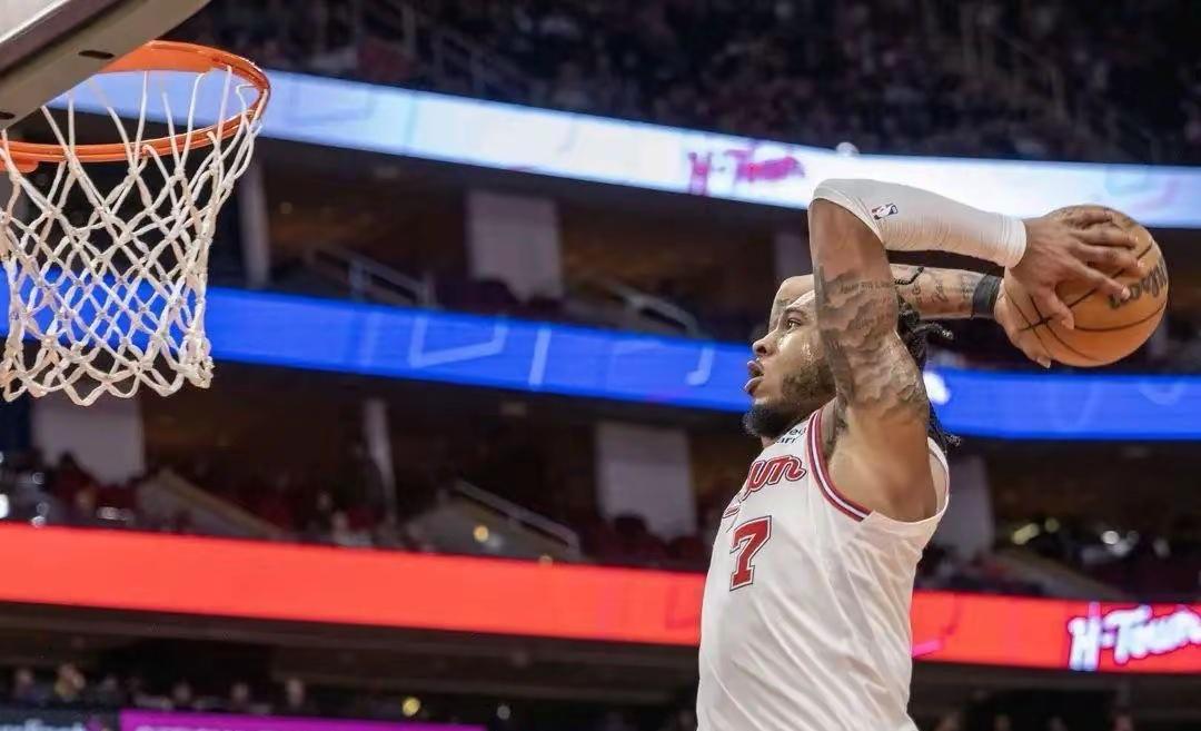 火箭队再次挑战掘金队