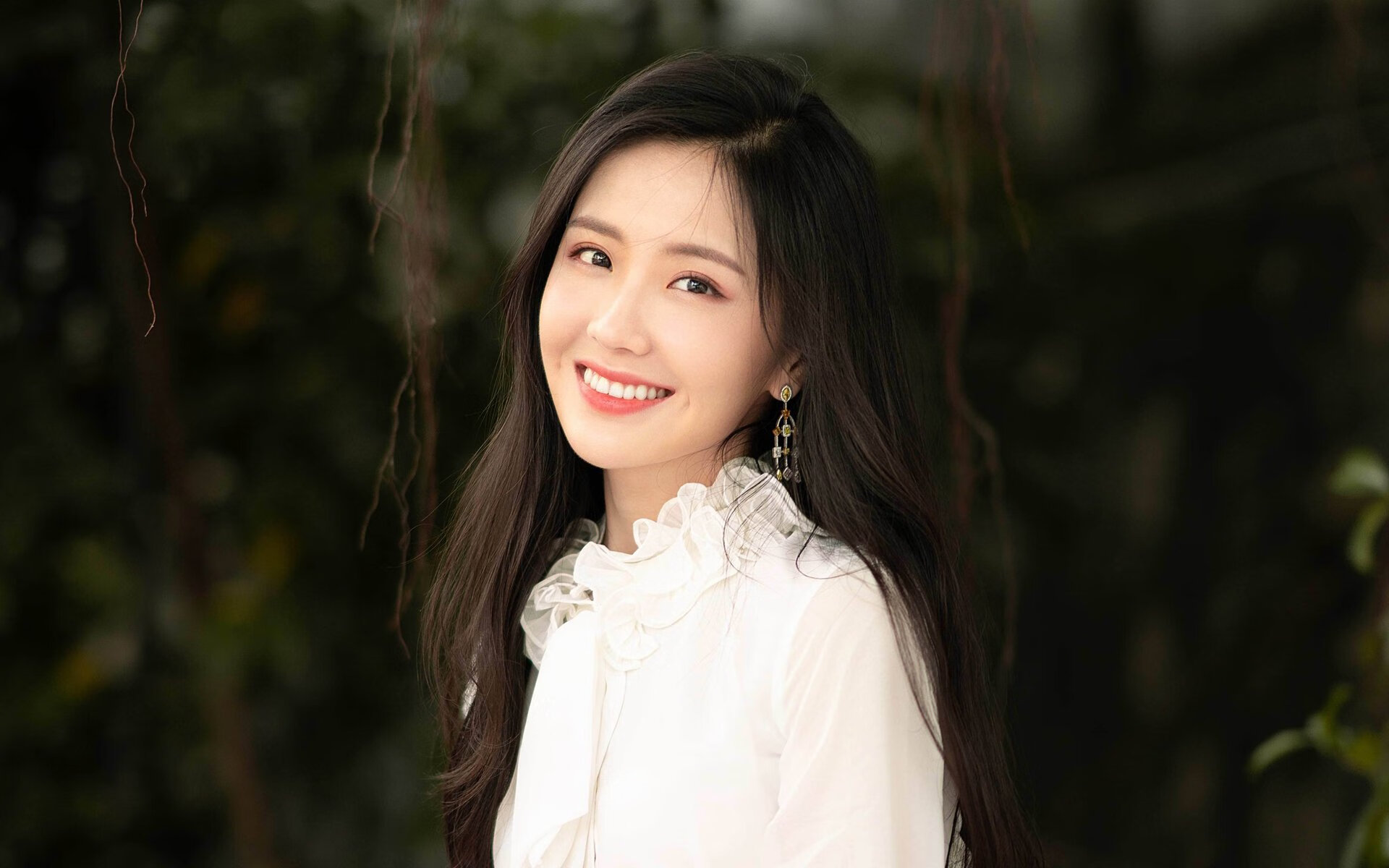 开云APP-美国资本掌控巴萨，奥纳纳成为诺坎普的意外关键先生