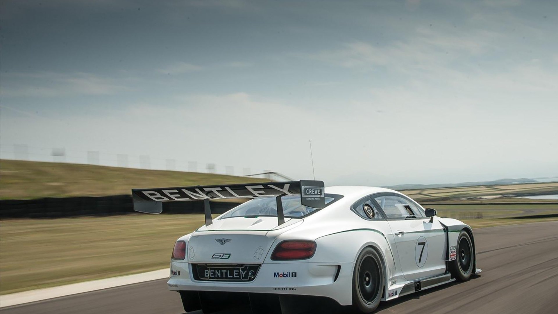 铜墙铁壁与灵蛇狂舞，当尤文的战术牢笼困不住内马尔的锋芒