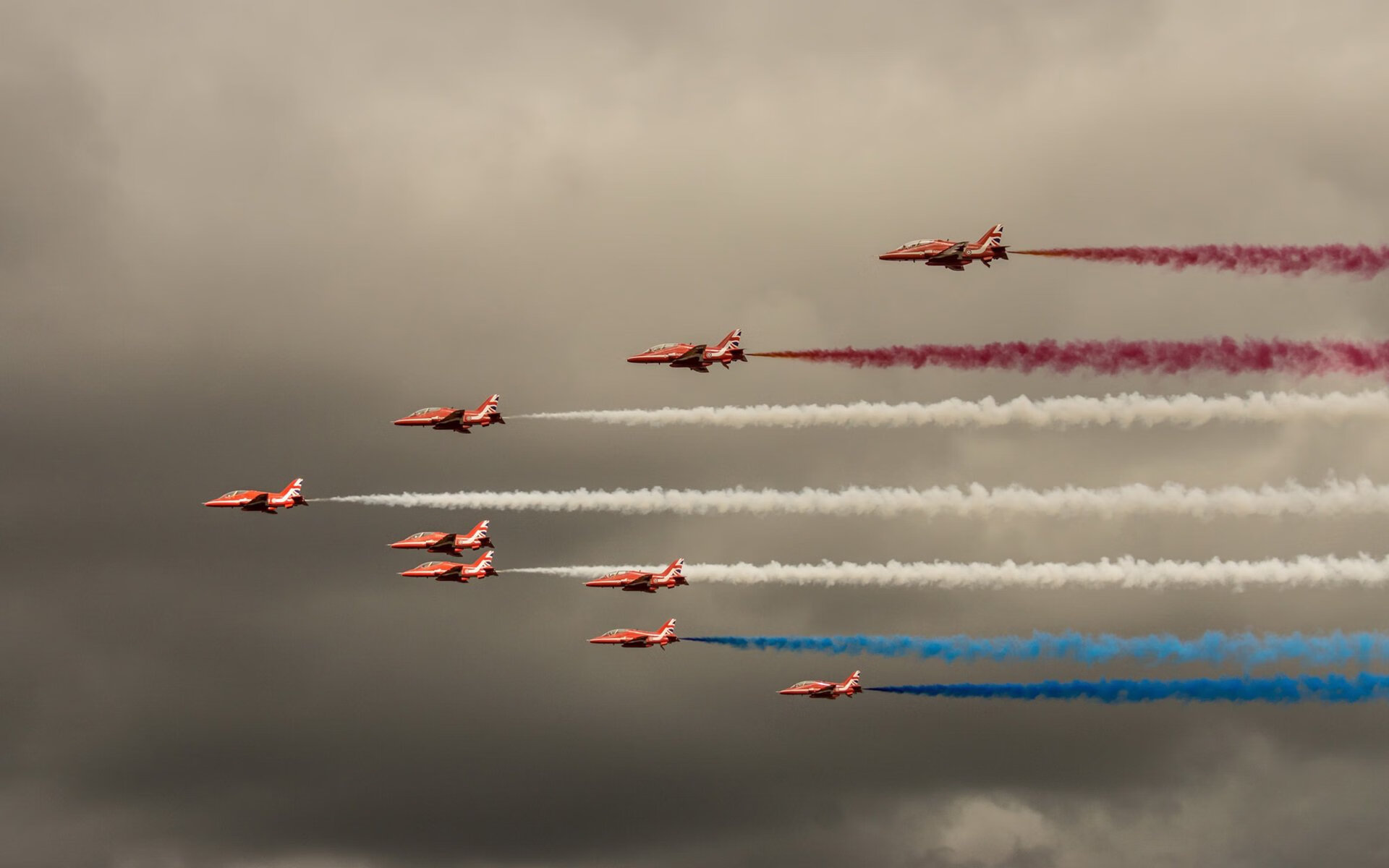 开云APP-李刚仁爆发照亮绿茵，巴拉圭突围战启示国际米兰，现代足球的关键变量